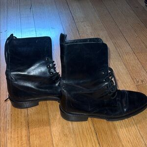 Joan & David Black Leather Women's Boots